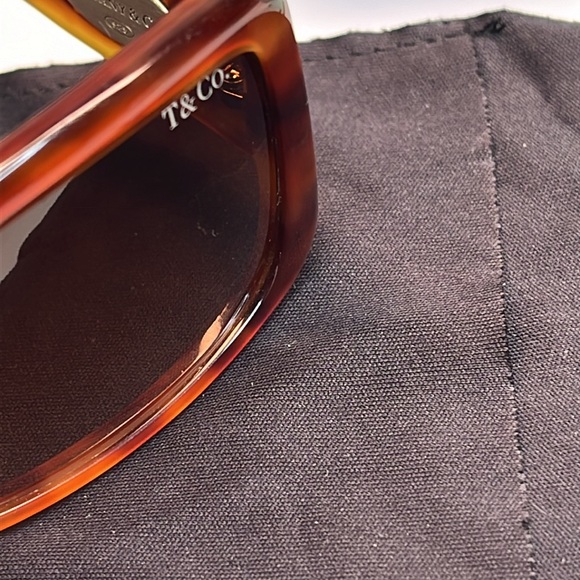 TIFFANY & CO SUNGLASSES - Picture 6 of 10